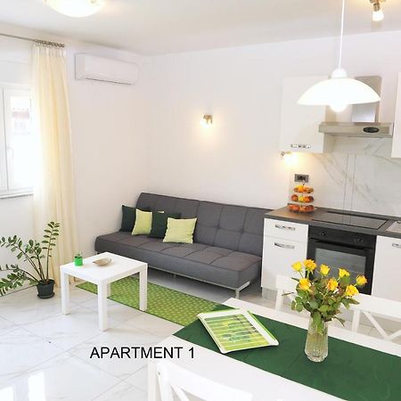 Ondina Apartments Pula Exterior photo