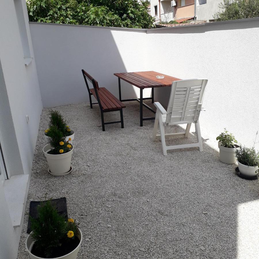 Ondina Apartments Pula Exterior photo